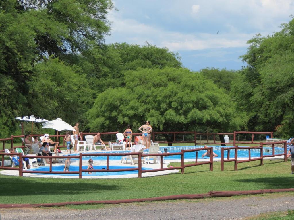 Cabanas Los Algarrobos Villa General Belgrano Exterior foto
