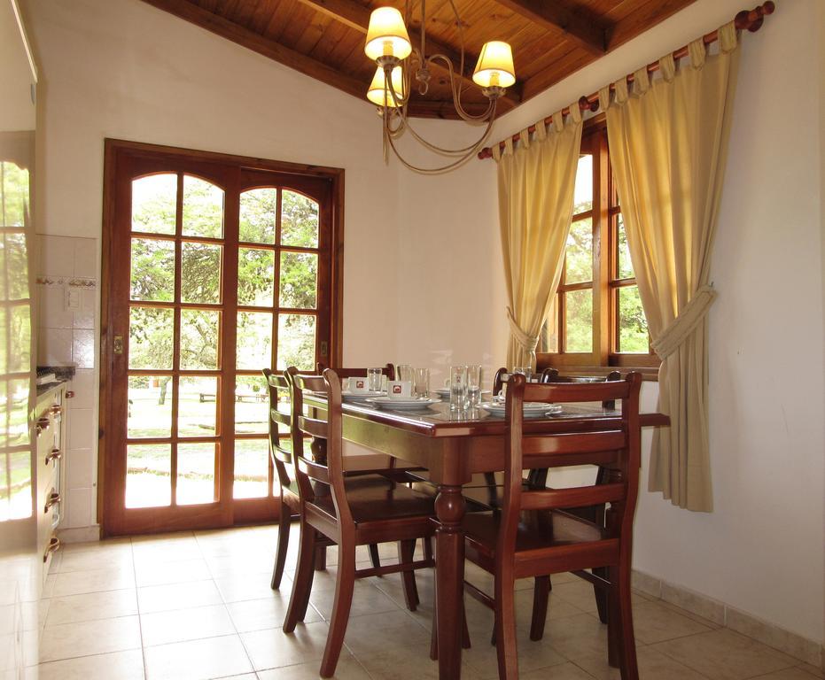 Cabanas Los Algarrobos Villa General Belgrano Exterior foto