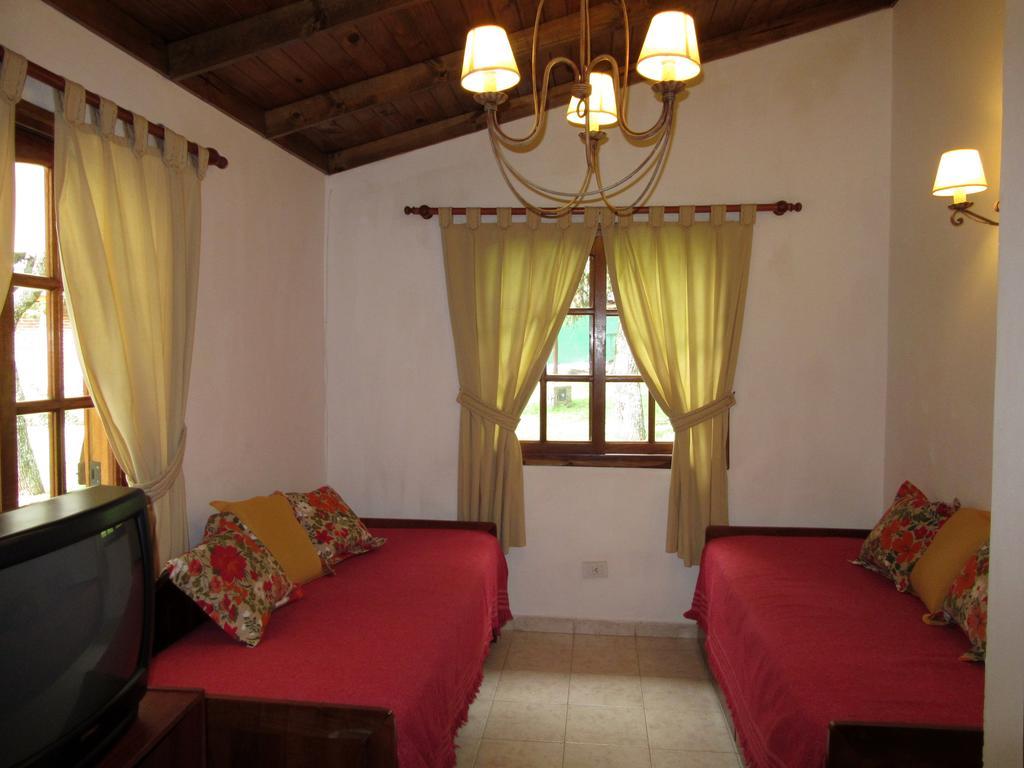 Cabanas Los Algarrobos Villa General Belgrano Exterior foto