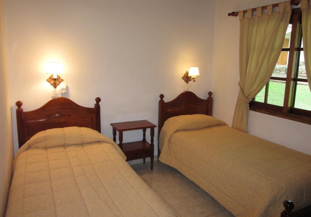 Cabanas Los Algarrobos Villa General Belgrano Exterior foto