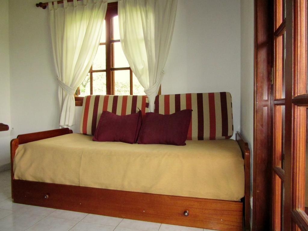 Cabanas Los Algarrobos Villa General Belgrano Exterior foto
