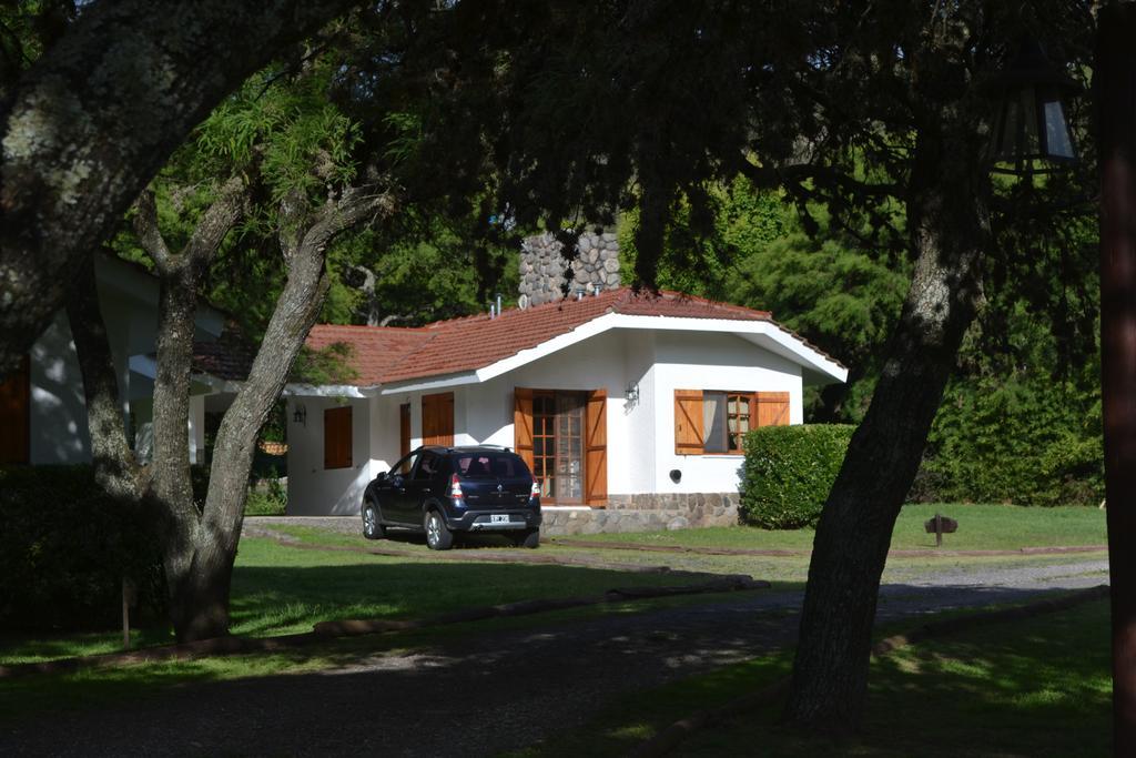 Cabanas Los Algarrobos Villa General Belgrano Exterior foto